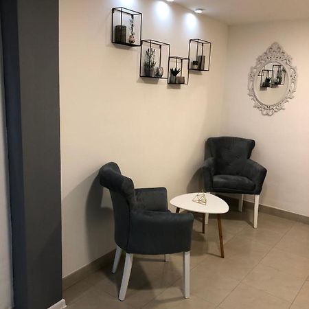 투즐라 Pansion Kipovi B&B 외부 사진