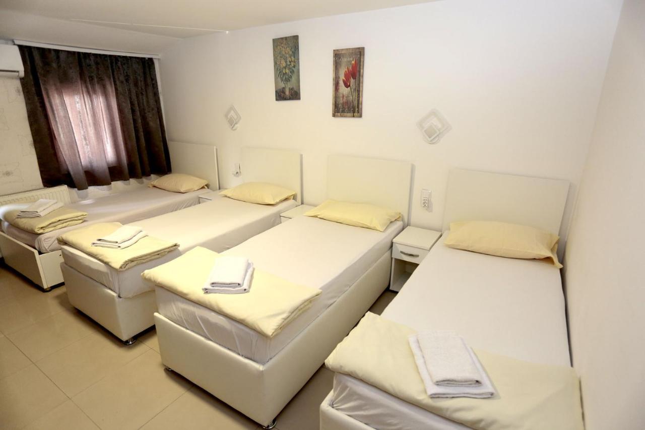 투즐라 Pansion Kipovi B&B 외부 사진